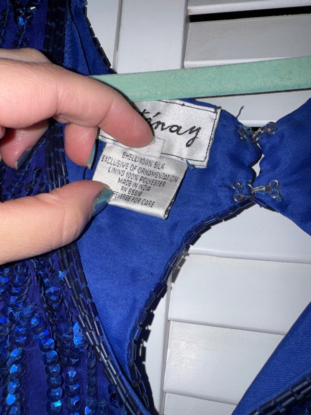Elegant Beaded Royal Blue V-Neck Women's Dress - Picture 3 of 8